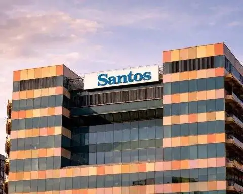 Santos Limited stock price rises after first Barossa LNG cargo heads to Japan