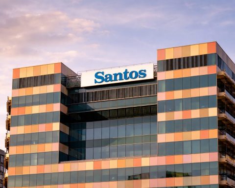 Santos shares climb again as Barossa milestone lands — what STO investors watch next