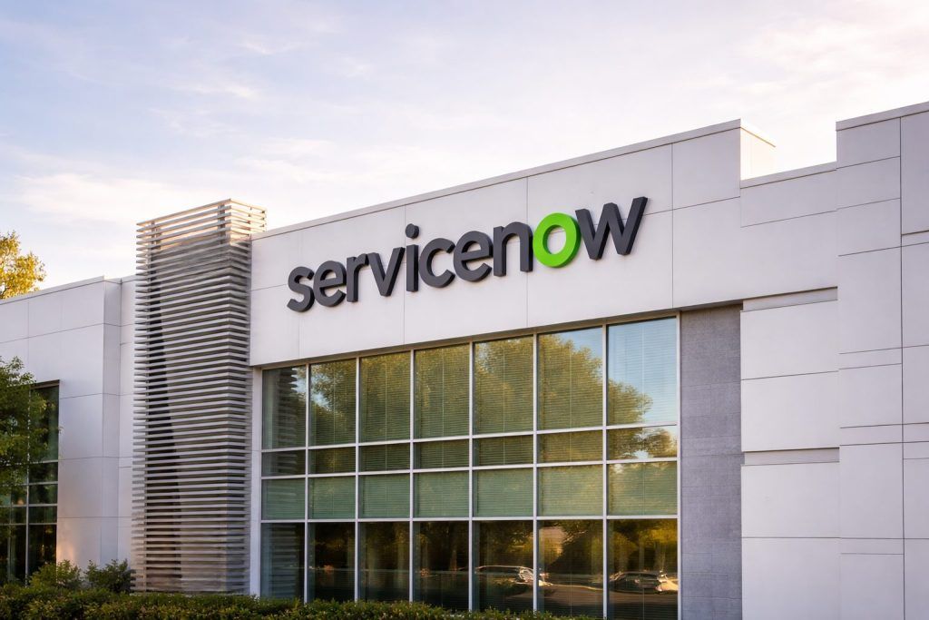ServiceNow stock drops nearly 3% as security flaw headlines linger ahead of Jan. 28 earnings