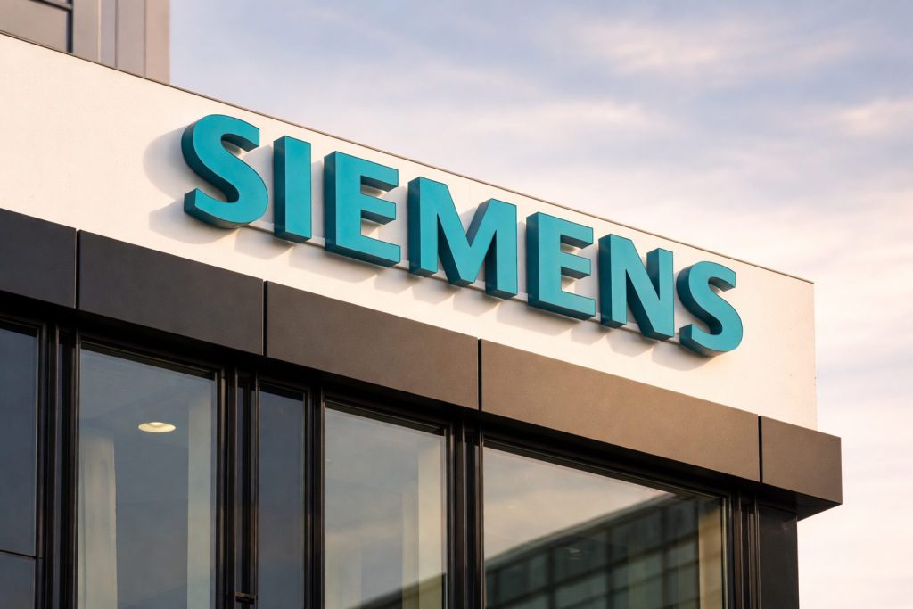 Siemens share price falls as Trump tariff threat hits Europe; buyback update and Feb. 12 results ahead