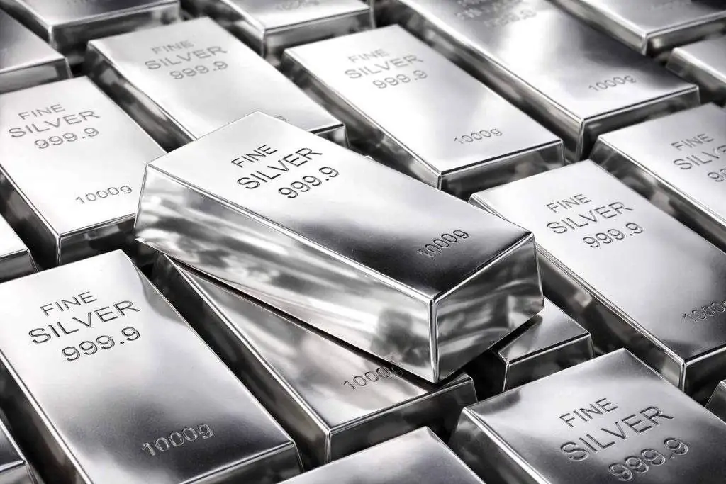 Silver price hits fresh record above $112 as haven demand bites; SLV jumps