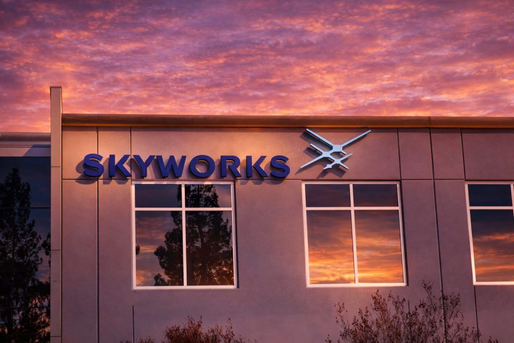 Skyworks Solutions stock tumbles nearly 12% in regular session as SWKS slides on CES week
