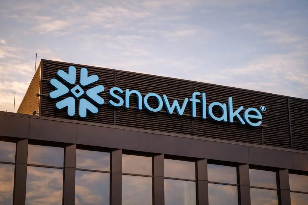 Snowflake stock slides again after Barclays downgrade; traders eye next earnings date