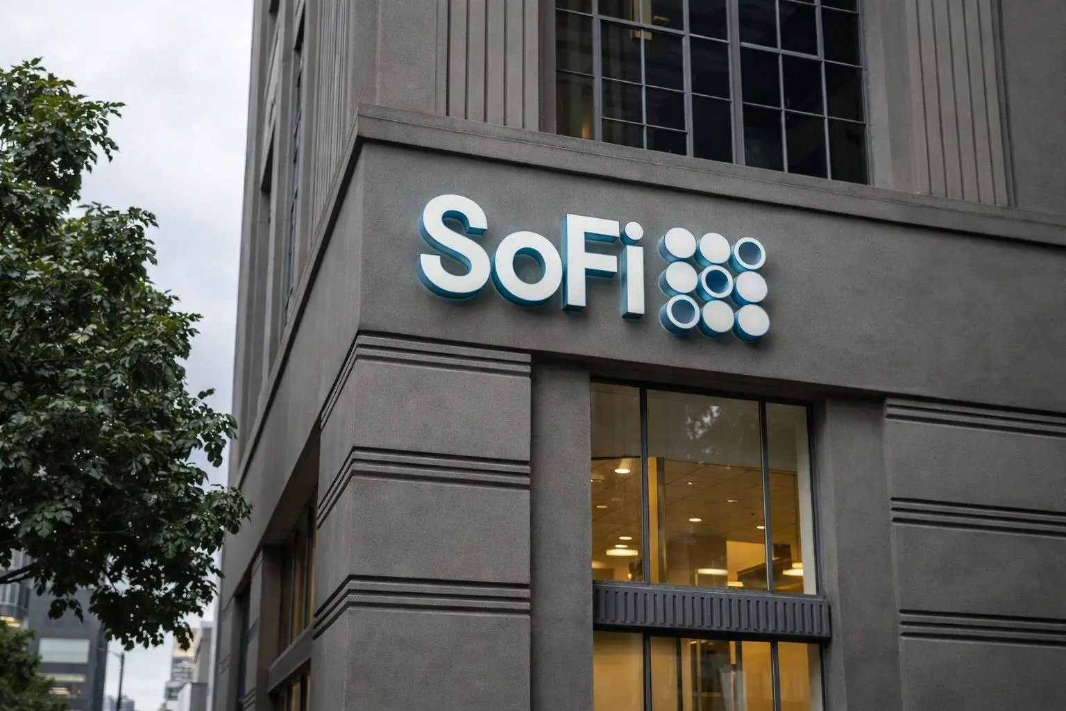 SoFi stock slides ahead of Friday earnings as options price in a big SOFI move