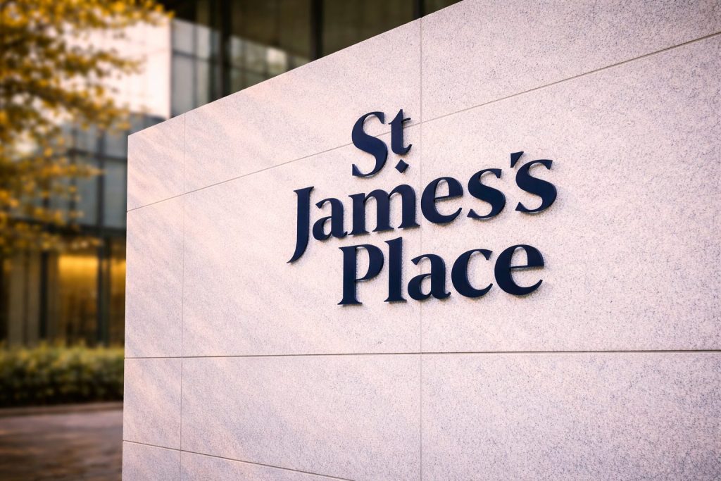 St James’s Place Plc share price slips as Trump tariff threat dents risk appetite in London