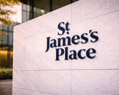 St James’s Place Plc share price slips as Trump tariff threat dents risk appetite in London
