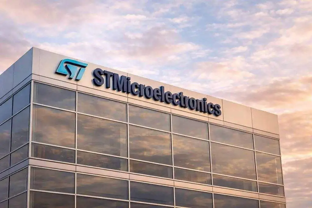 STMicroelectronics stock slides nearly 5% on Trump Greenland tariff threat; what to watch next