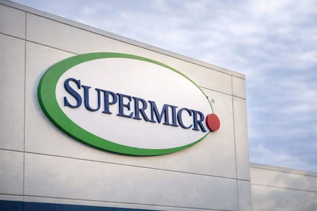 Super Micro (SMCI) stock slides to $31.70 as Feb. 3 earnings call becomes the next big test