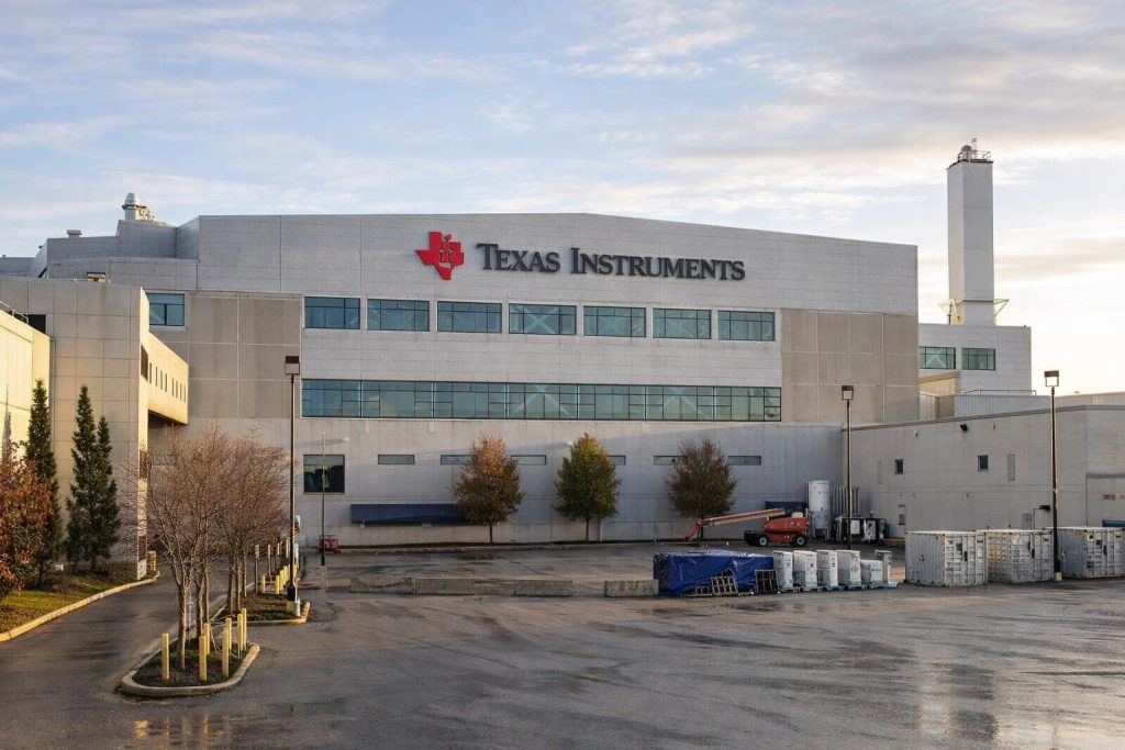 Texas Instruments Stock Pops After Hours on Upbeat Q1 Forecast — What TXN Is Signaling Now