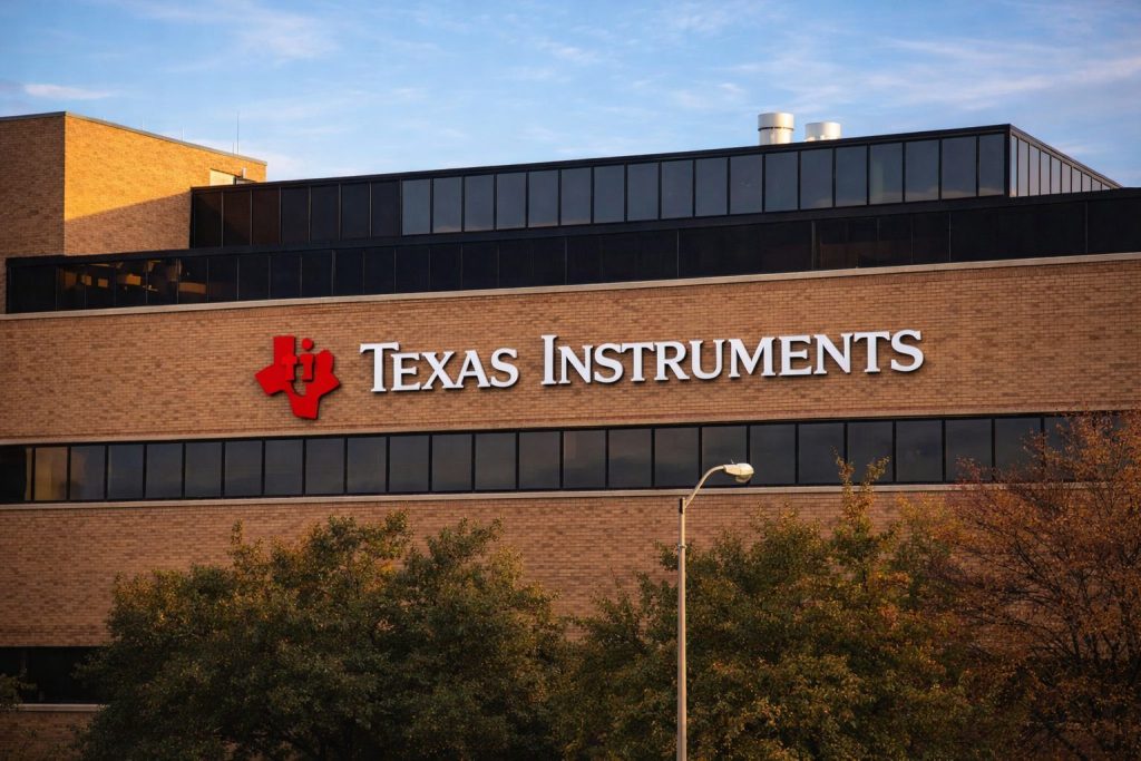Texas Instruments stock price rises as chip shares rebound; TXN earnings next week in focus