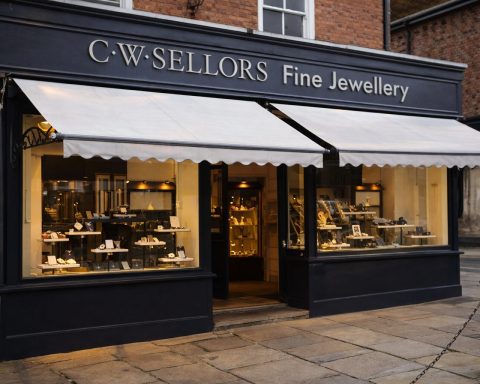 UK jeweller CW Sellors hits insolvency countdown after administrator notice filed