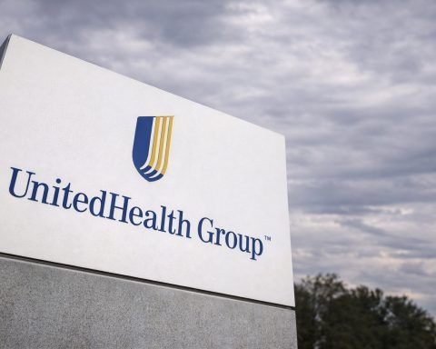 UnitedHealth stock drops today — what traders are watching before UNH earnings