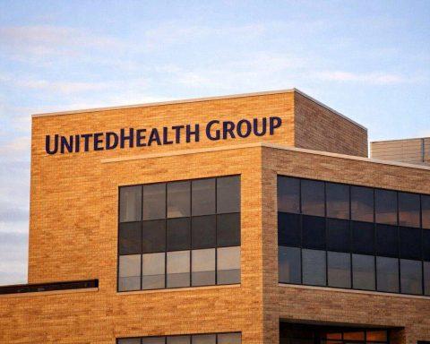 UnitedHealth stock price falls into holiday-short week as Trump health plan raises stakes for UNH earnings