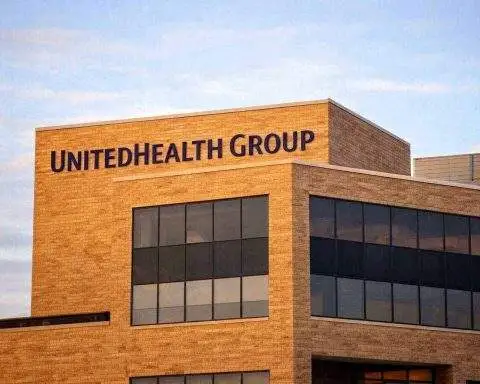 UnitedHealth stock slips into the holiday pause: what UNH investors watch before Jan. 27 guidance