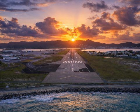 Venezuela strikes ripple to St Maarten: SXM flights canceled, airlines issue travel waivers