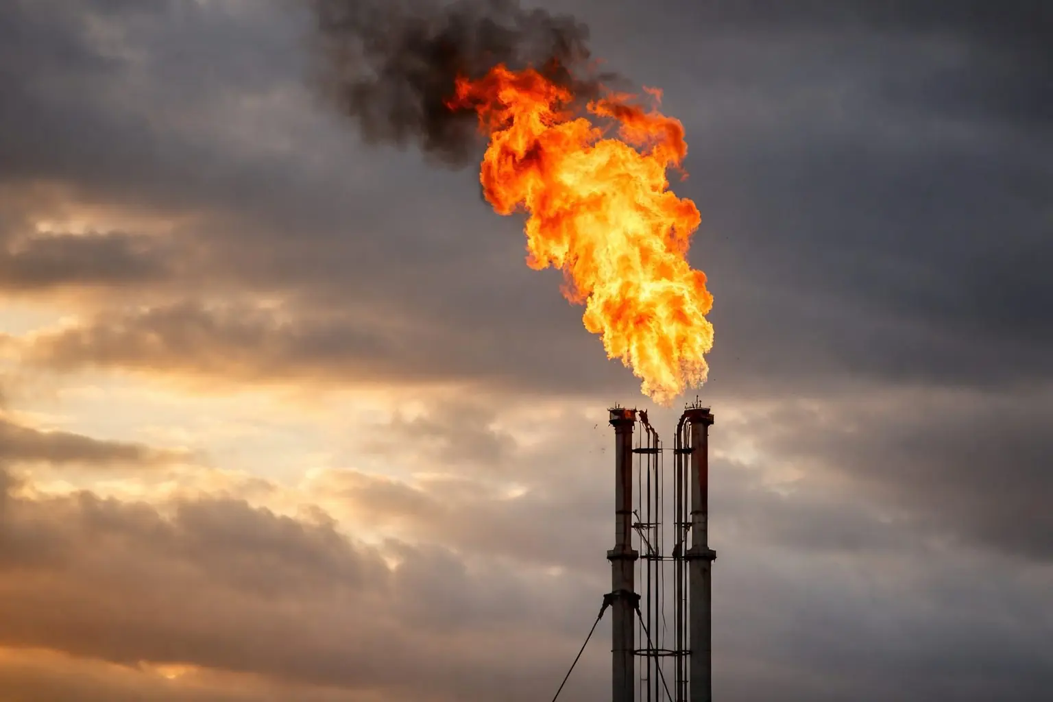 Venture Global stock jumps after-hours after LNG guidance cut as U.S. gas market turns choppy