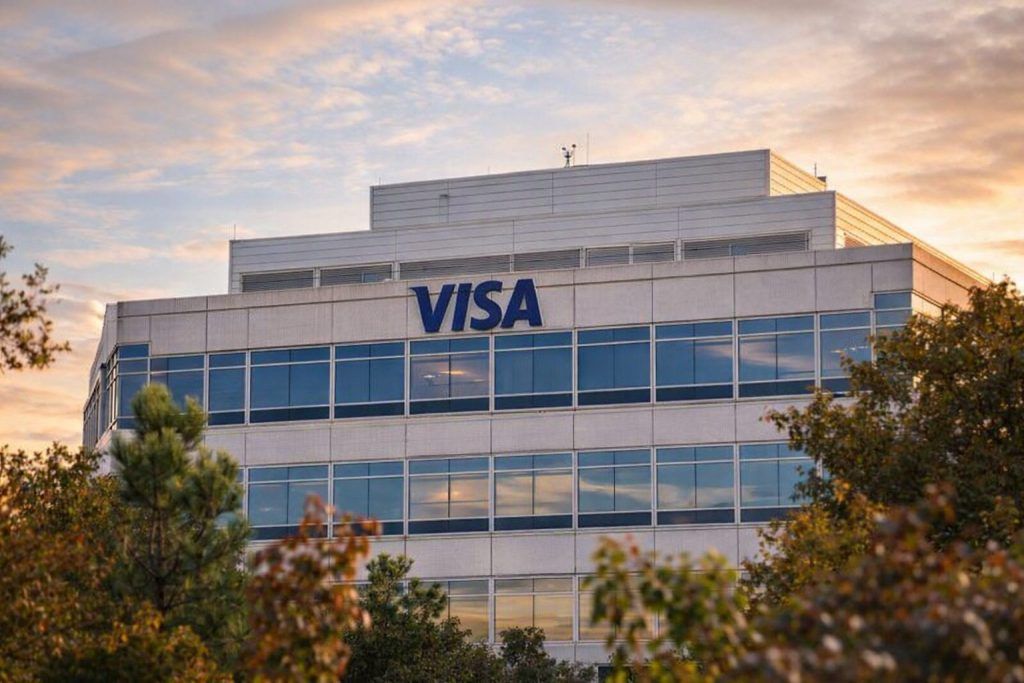 Visa stock drops after Trump revives 10% credit-card rate cap plan; what’s next for V