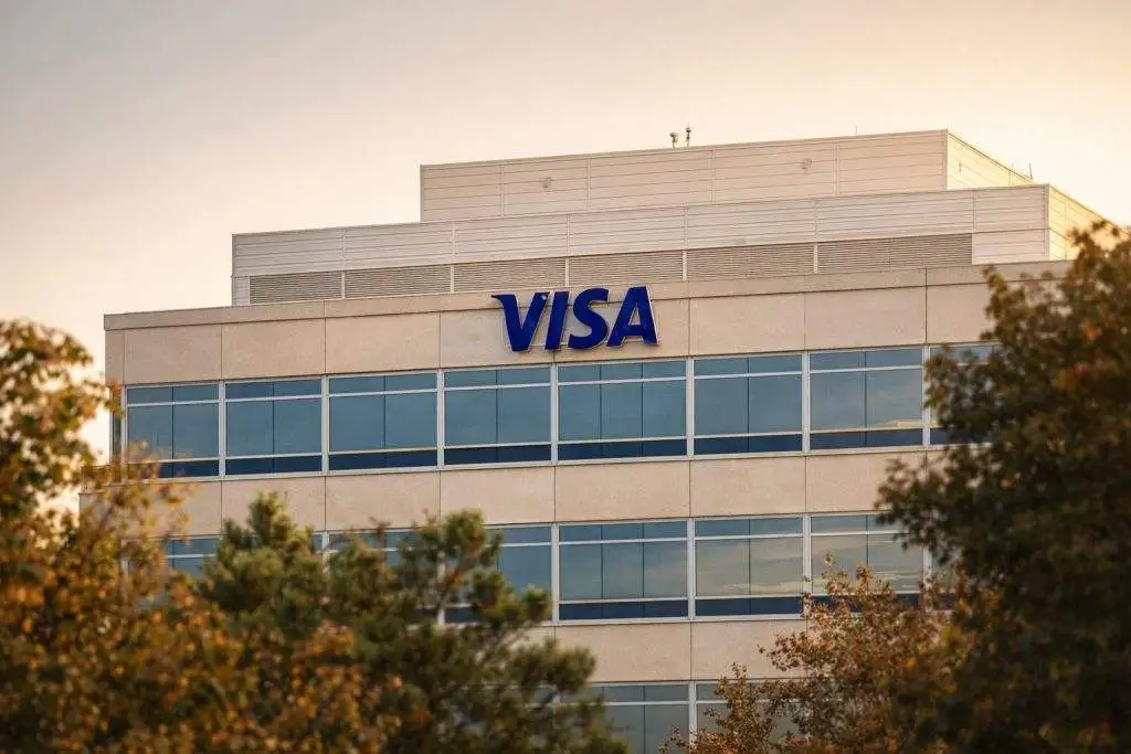 Visa stock price ends week lower as Trump credit-card cap talk clouds Tuesday reopen