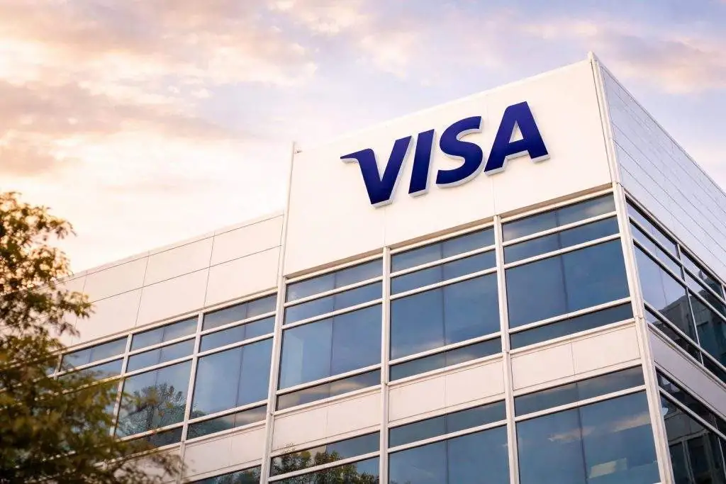 Visa stock stuck near $326 as crypto off-ramp deal and Jan. 29 earnings loom