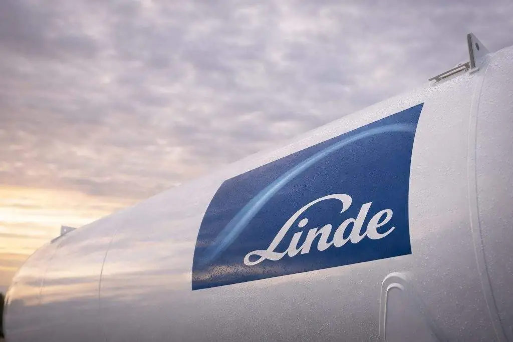 Why Linde stock is down today: tariff threats, an analyst tweak and earnings ahead