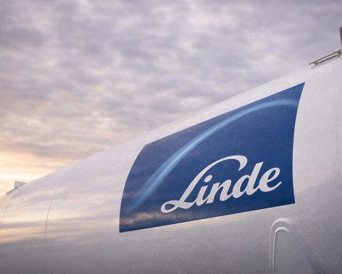 Why Linde stock is down today: tariff threats, an analyst tweak and earnings ahead