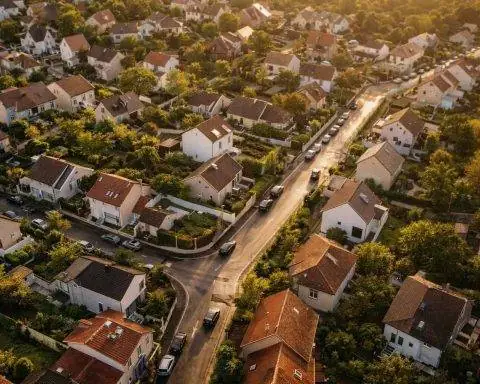 Why U.S. real estate stocks could swing Monday: XLRE, VNQ and the Fed week ahead