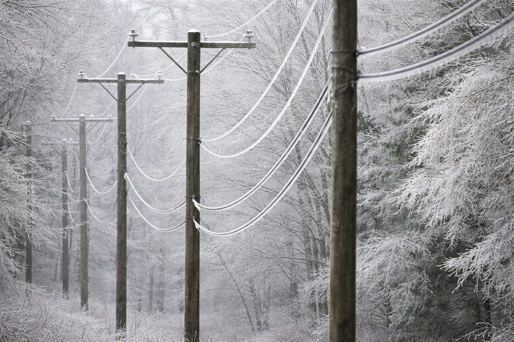 Winter Storm Fern jolts U.S. power prices above $1,800 as PJM outages jump