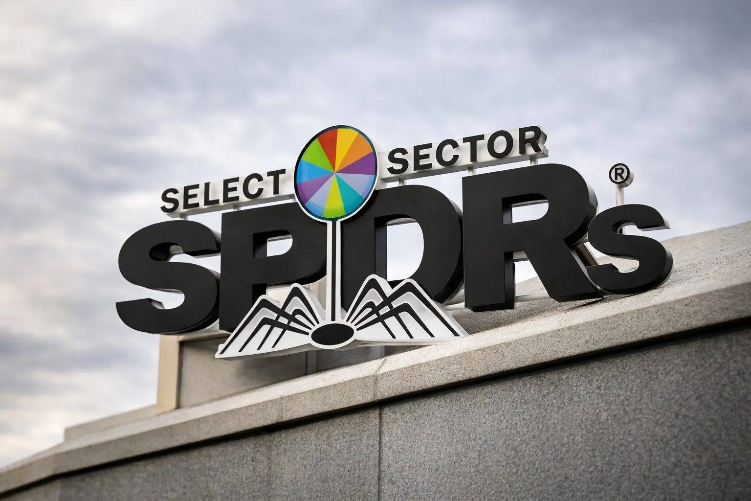 XLRE price: Real estate stocks hold steady after Warsh Fed pick — what to watch Monday