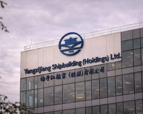 Yangzijiang Shipbuilding stock lifts to S$3.33 as STI hits a record — what traders watch next