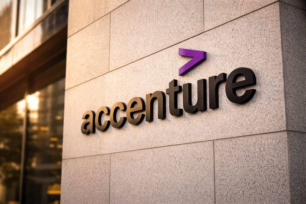 Accenture stock steadies near $242 after CEO share-sale filing as AI jitters rattle tech services