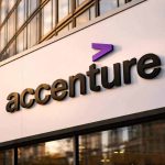 Akcje Accenture spadają po wiadomościach o „Frontier Alliance” OpenAI; obawy o cła i AI wstrząsają Wall Street