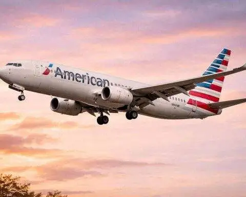 American Airlines stock steadies in premarket as unions escalate pressure on CEO