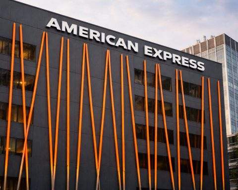 American Express stock tumbles 7% as “AI scare trade” hits payments; what to watch before the open