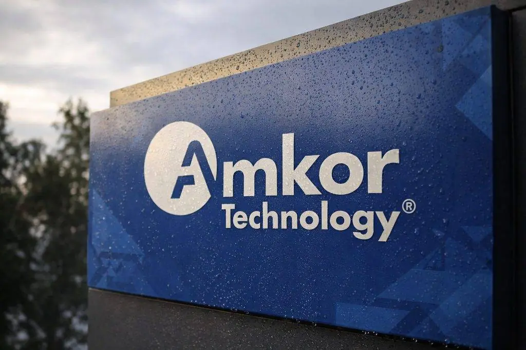Amkor stock slides into the weekend as AMKR heads toward Feb. 9 earnings