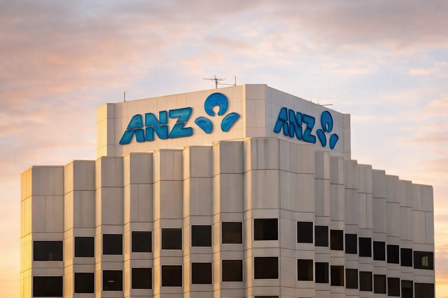 ANZ share price slips as $1 billion note issue lands and ex-CEO drops bonus suit