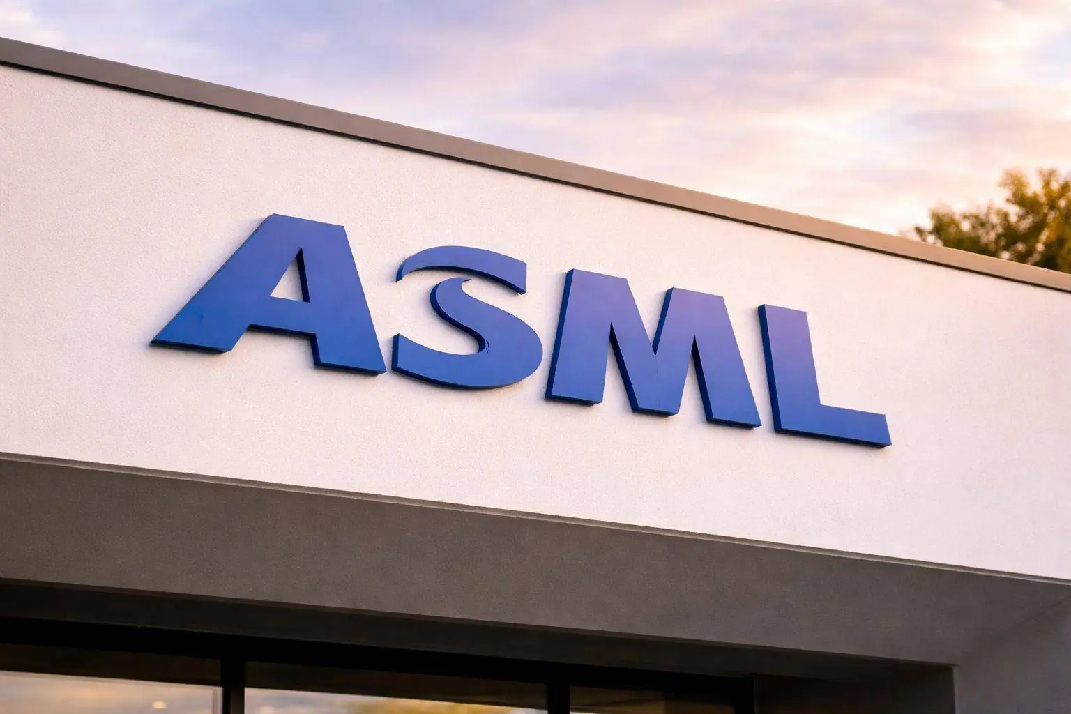 ASML stock slides before the U.S. open as risk-off trading spreads — here’s what to watch next