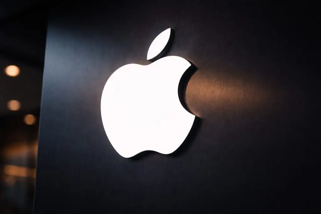 Big Tech stocks slide into Presidents Day break — Apple, Nvidia drag and key dates loom