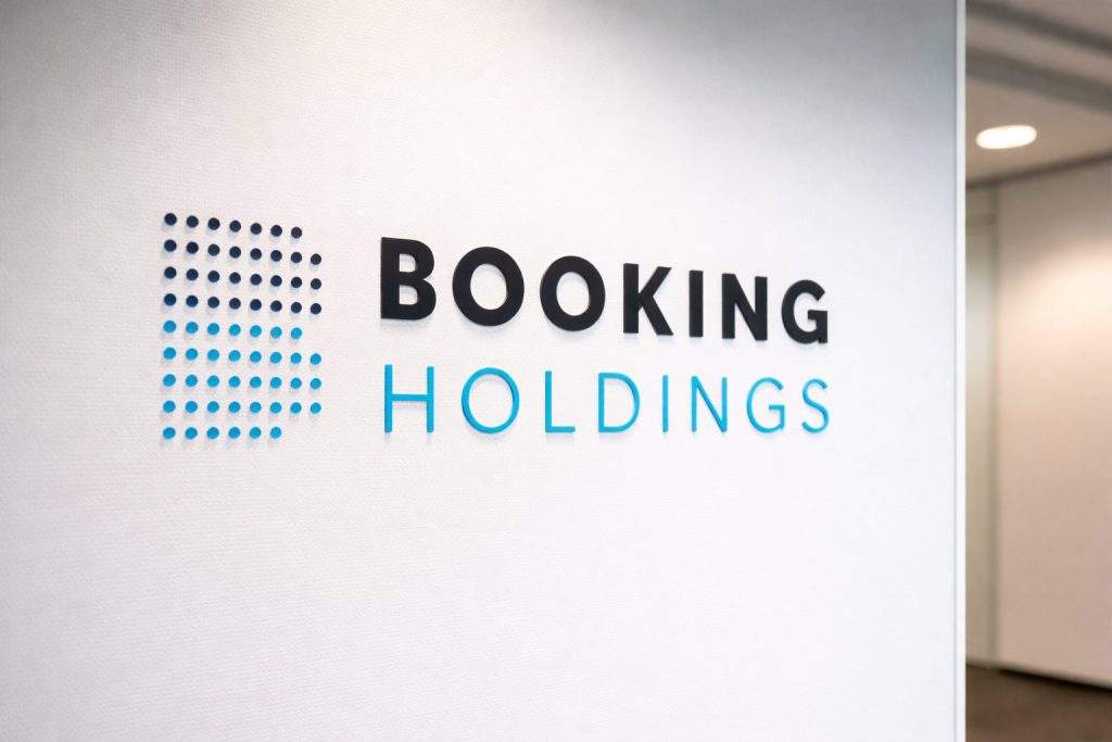 Booking (BKNG) stock steadies after hours as AI worries split analysts