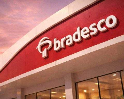 Bradesco stock slips as R$6.67 billion capital vote nears — what traders watch next