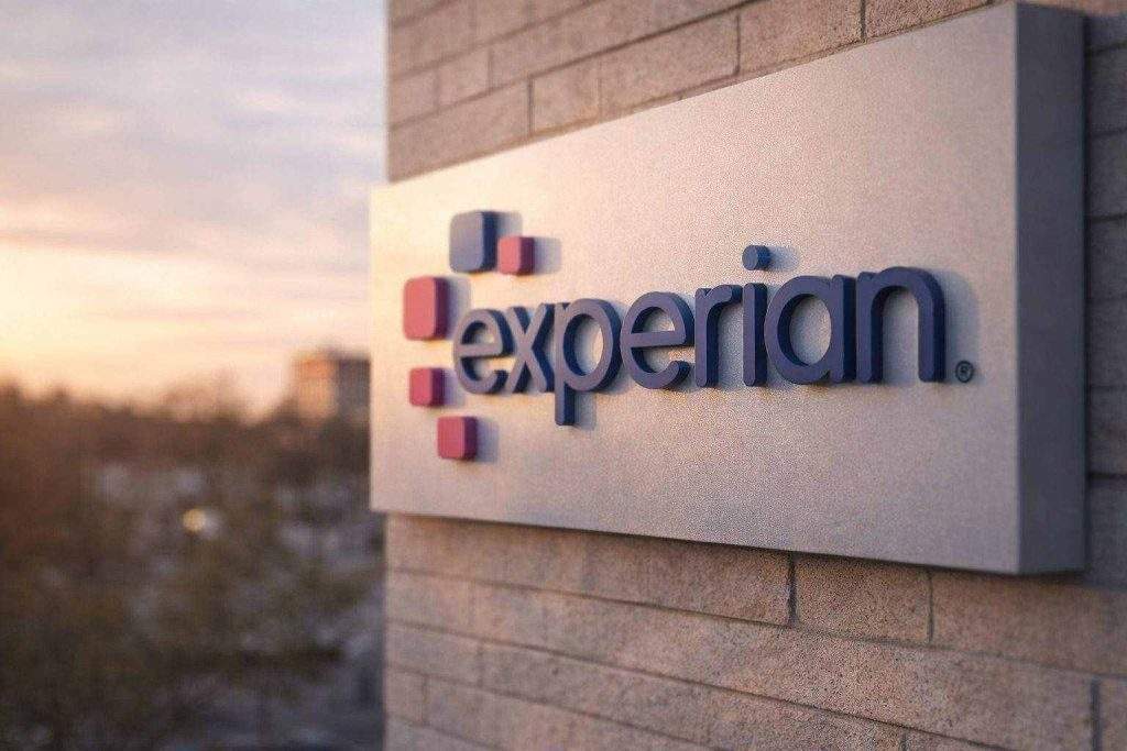 Cena akcji Experian rośnie, gdy wprowadzenie aplikacji ubezpieczeniowej ChatGPT ponownie kieruje uwagę na strategię AI