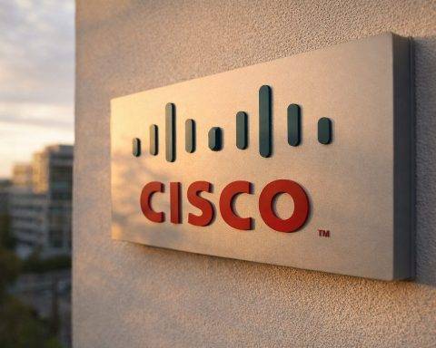 Cisco stock falls after hours as tech selloff bites; CSCO earnings loom next week