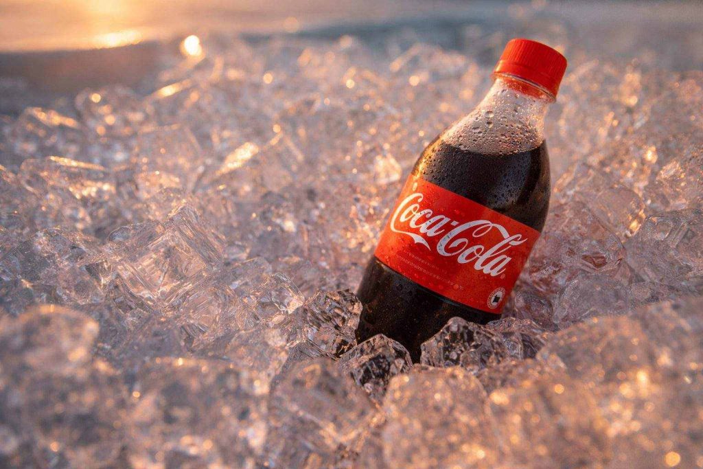Coca-Cola stock price rises into Monday: Mexico $6B plan, insider sales, and what KO traders watch next