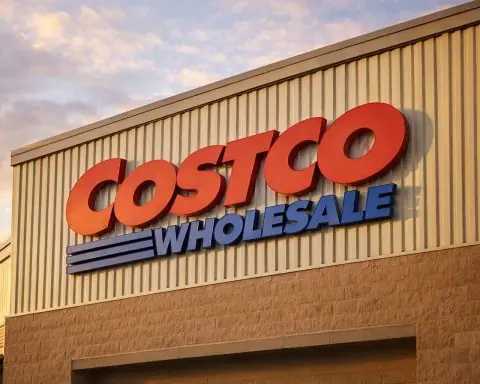 Costco stock price closes near $1,000 after January sales jump and online surge
