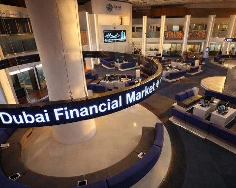 Dubai Financial Market stock price falls to 1.65 dirhams as traders eye Monday reopen