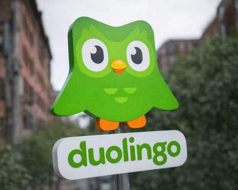 Duolingo stock price near $113 as traders eye Feb. 26 earnings after sharp slide