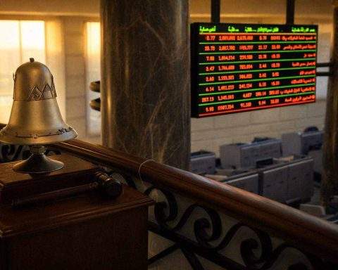 EGX30 slides 3% into the weekend as geopolitics bites; Egypt stocks face a Sunday test