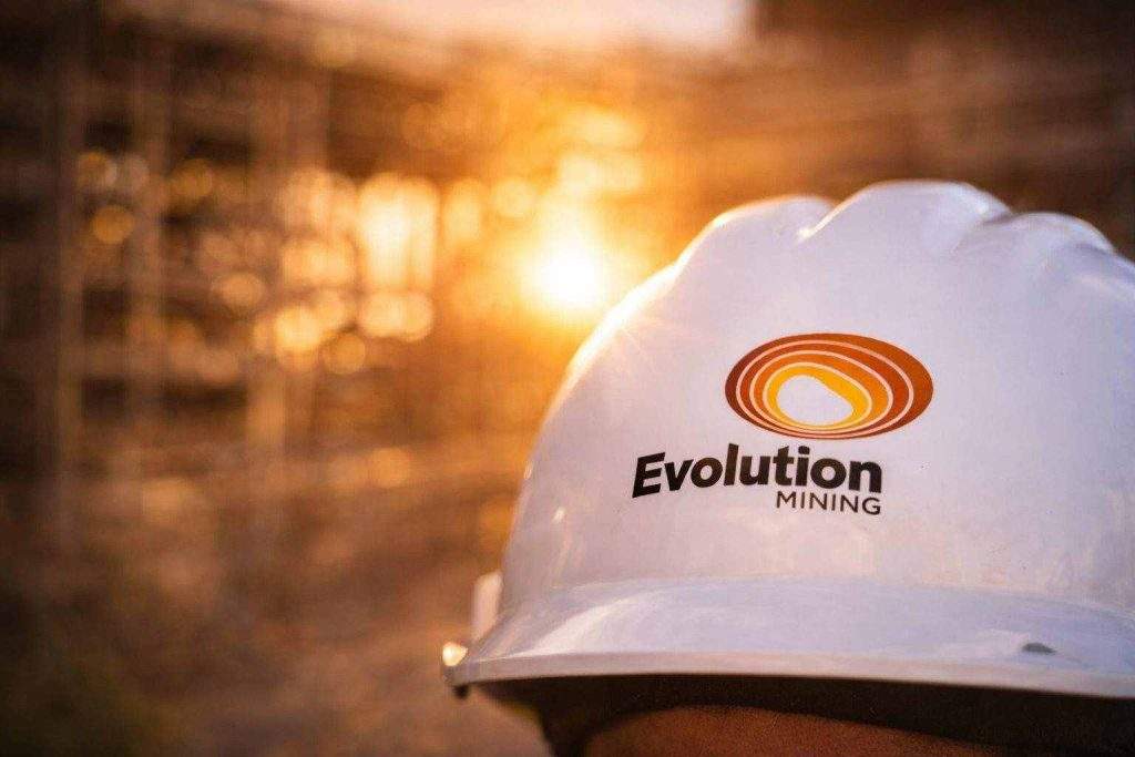 Evolution Mining (ASX:EVN) share price jumps 2.4% as gold steadies; $51m director sale in focus