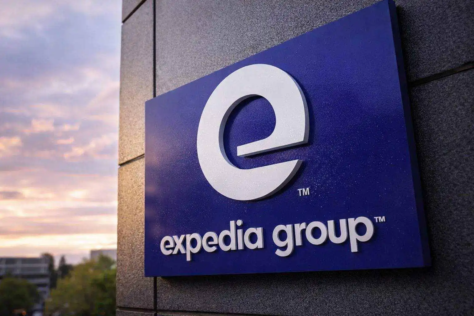 Expedia (EXPE) stock drops after hours even as 2026 outlook tops estimates