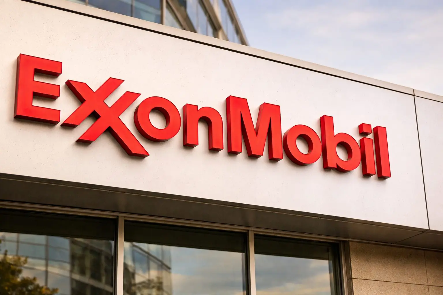 Exxon Mobil (XOM) stock slips as oil drops — what to watch before Friday U.S.-Iran talks