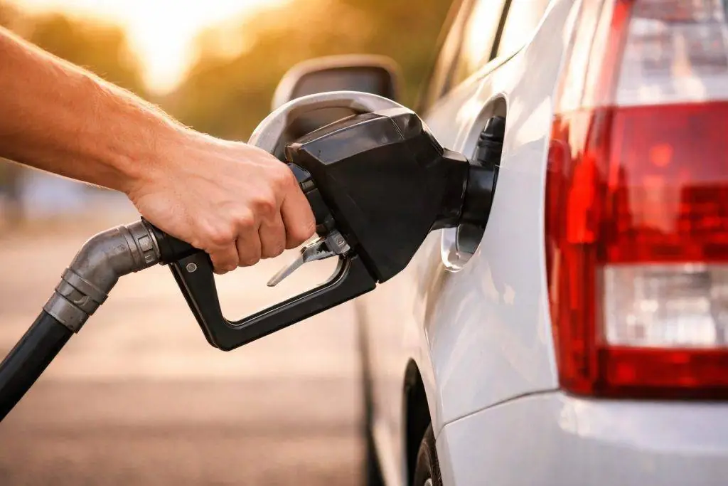 Gasoline prices today: RBOB futures tick up as U.S. pump average stays near $2.88